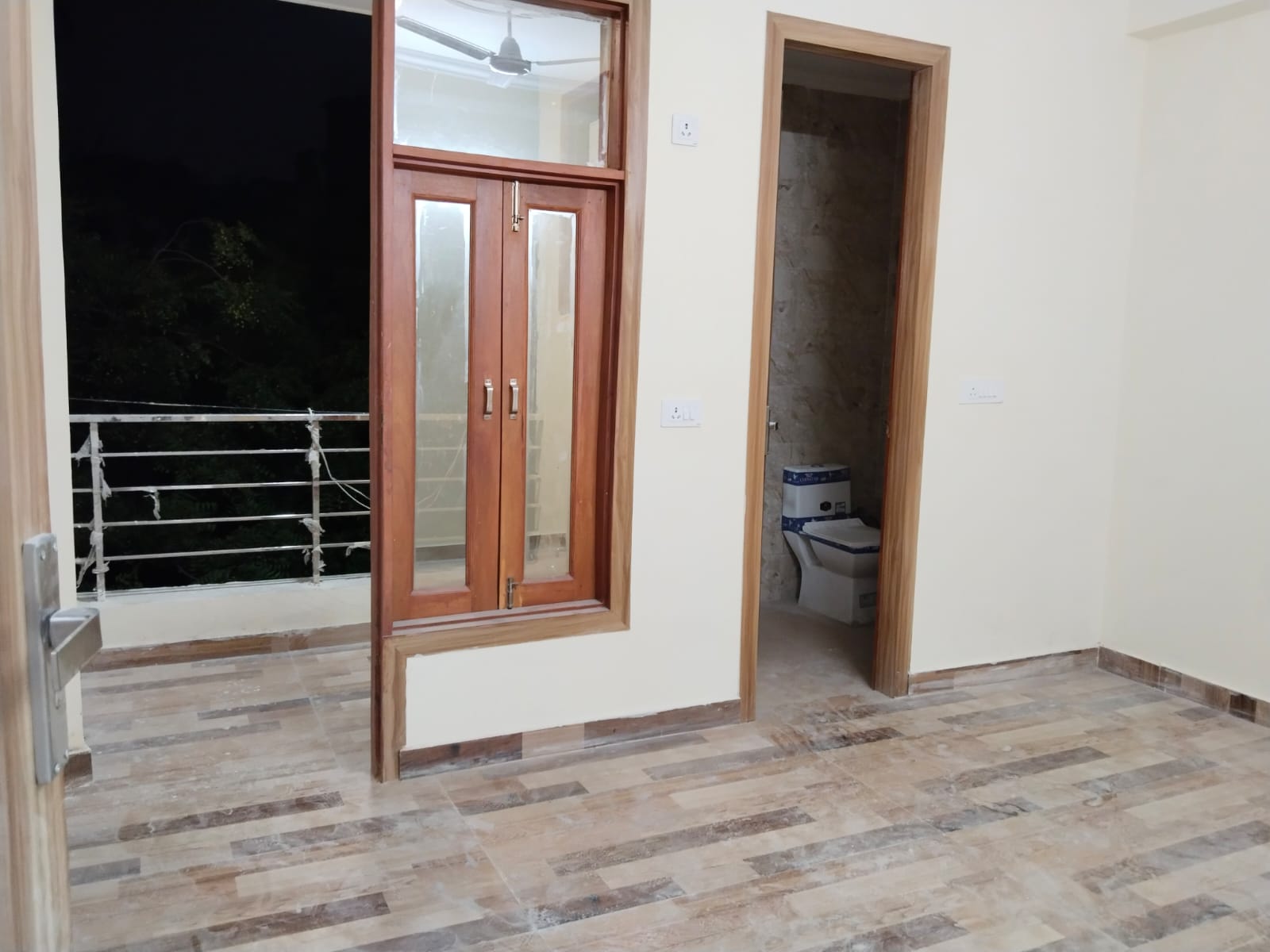 1 BHK Builder Floor For Rent in Ignou 