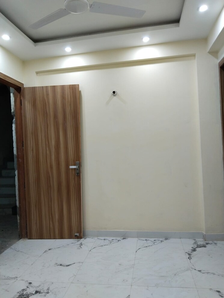 Room, saket 1 Bedroom 500 Sq.Ft. Builder Floor In Saket Delhi 8828963