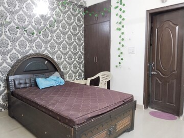 Bathroom in 1 BHK Builder Floor at Saket – for Rent