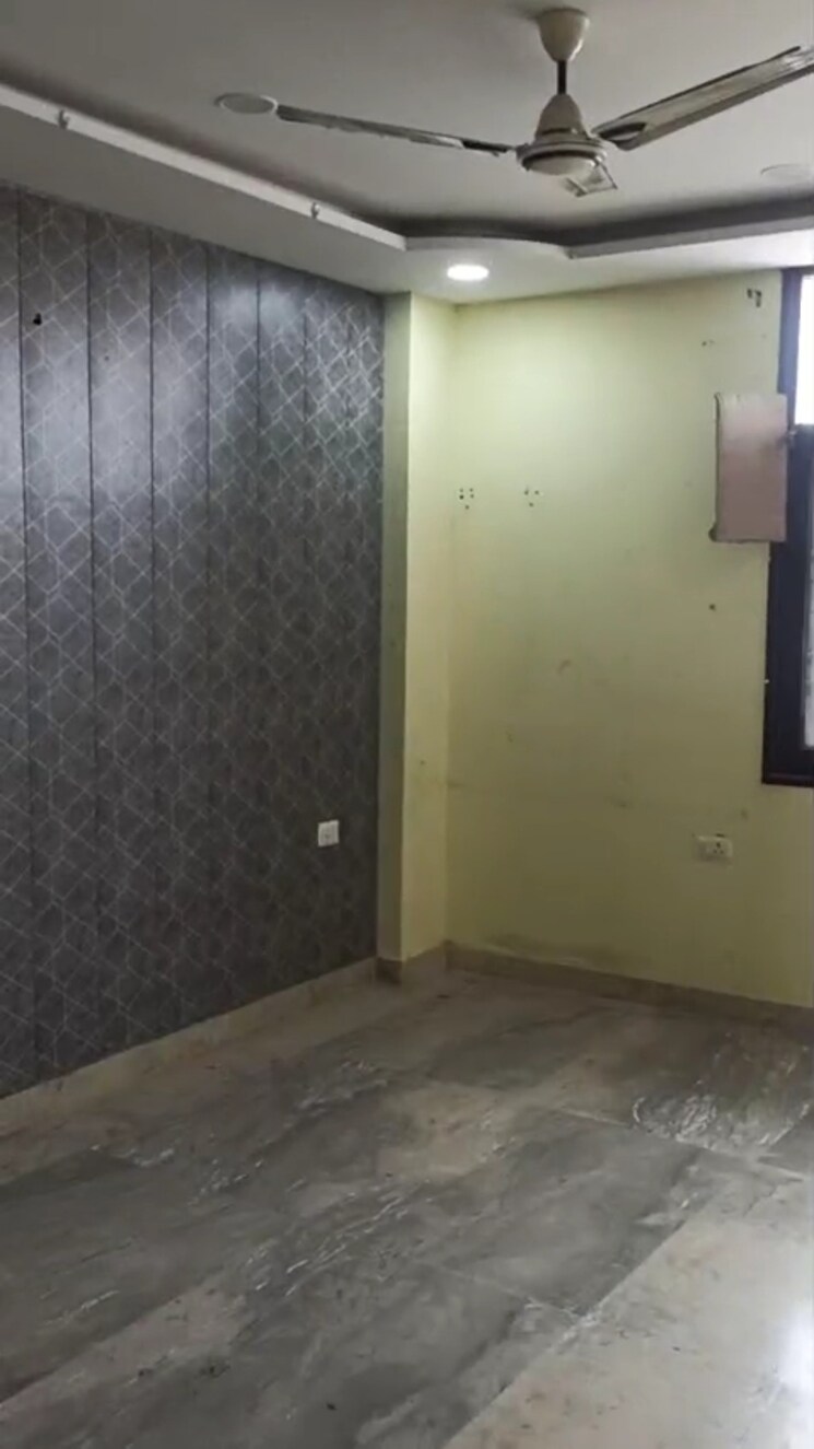 Room, vaishali-media-apartment 3 Bedroom 1600 Sq.Ft. Builder Floor In Vaishali Sector 5 Ghaziabad 8828988