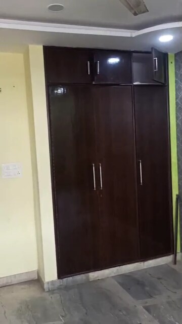 Bedroom in 3 BHK Builder Floor at Vaishali Media Apartment, Vaishali Sector 5 – for Rent
