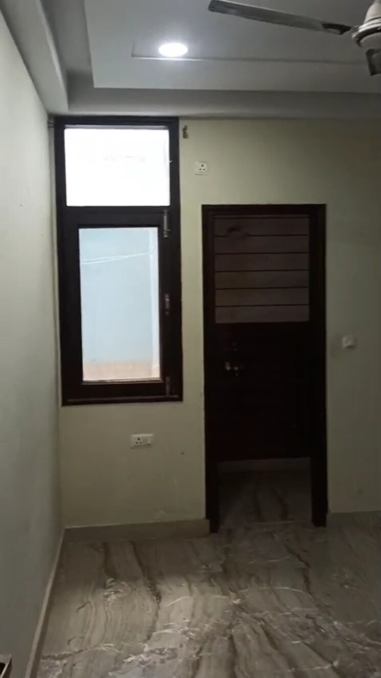 Room, vaishali-media-apartment 3 Bedroom 1600 Sq.Ft. Builder Floor In Vaishali Sector 5 Ghaziabad 8828988