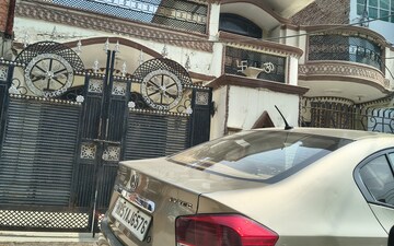 3 BHK Independent House For Sale in Sector 16 A
