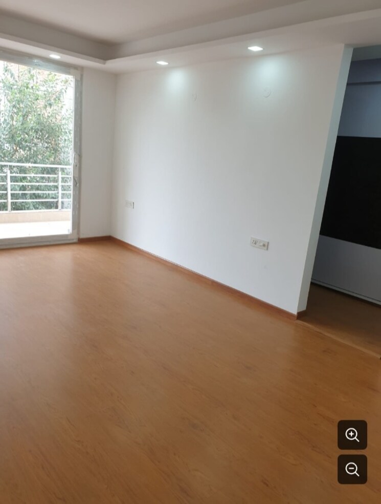 Room, silver-corner 2 Bedroom 1200 Sq.Ft. Builder Floor In Rt Nagar Bangalore 8828927