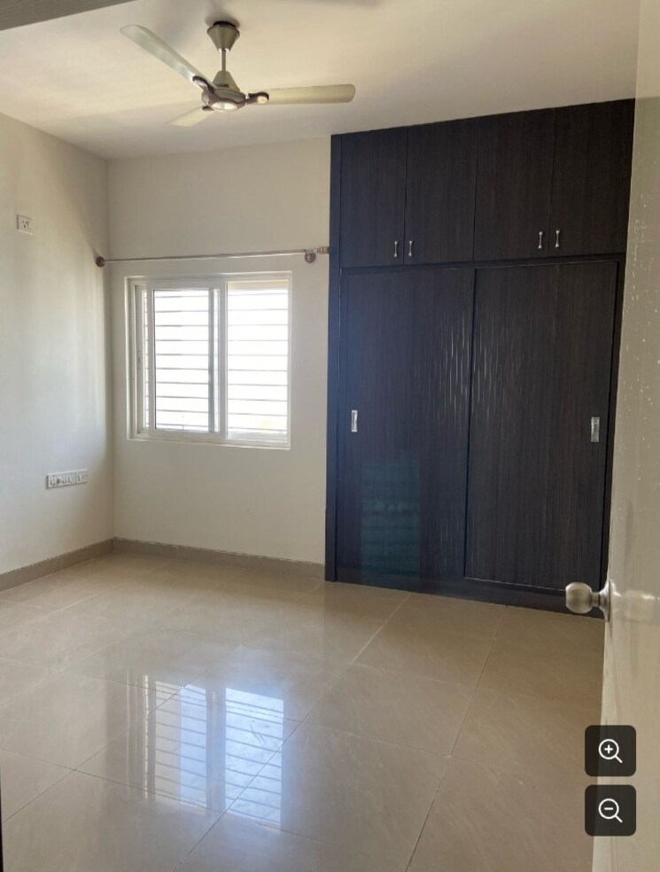 Room, silver-corner 2 Bedroom 1200 Sq.Ft. Builder Floor In Rt Nagar Bangalore 8828927