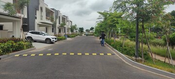 Parking in 4 BHK Villa at Tellapur – for Rent