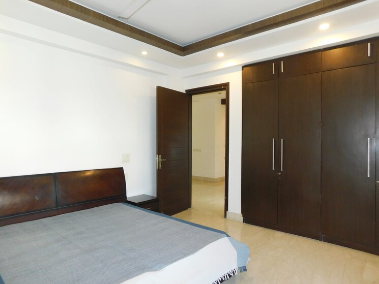 Room, greater kailash i 3 Bedroom 2000 Sq.Ft. Apartment In Greater Kailash I Delhi 8828938