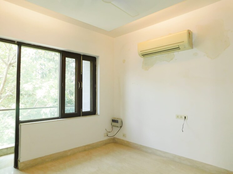 Room, greater kailash i 3 Bedroom 2000 Sq.Ft. Apartment In Greater Kailash I Delhi 8828938
