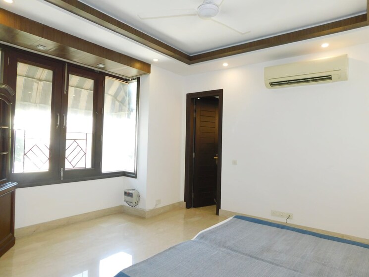 Room, greater kailash i 3 Bedroom 2000 Sq.Ft. Apartment In Greater Kailash I Delhi 8828938