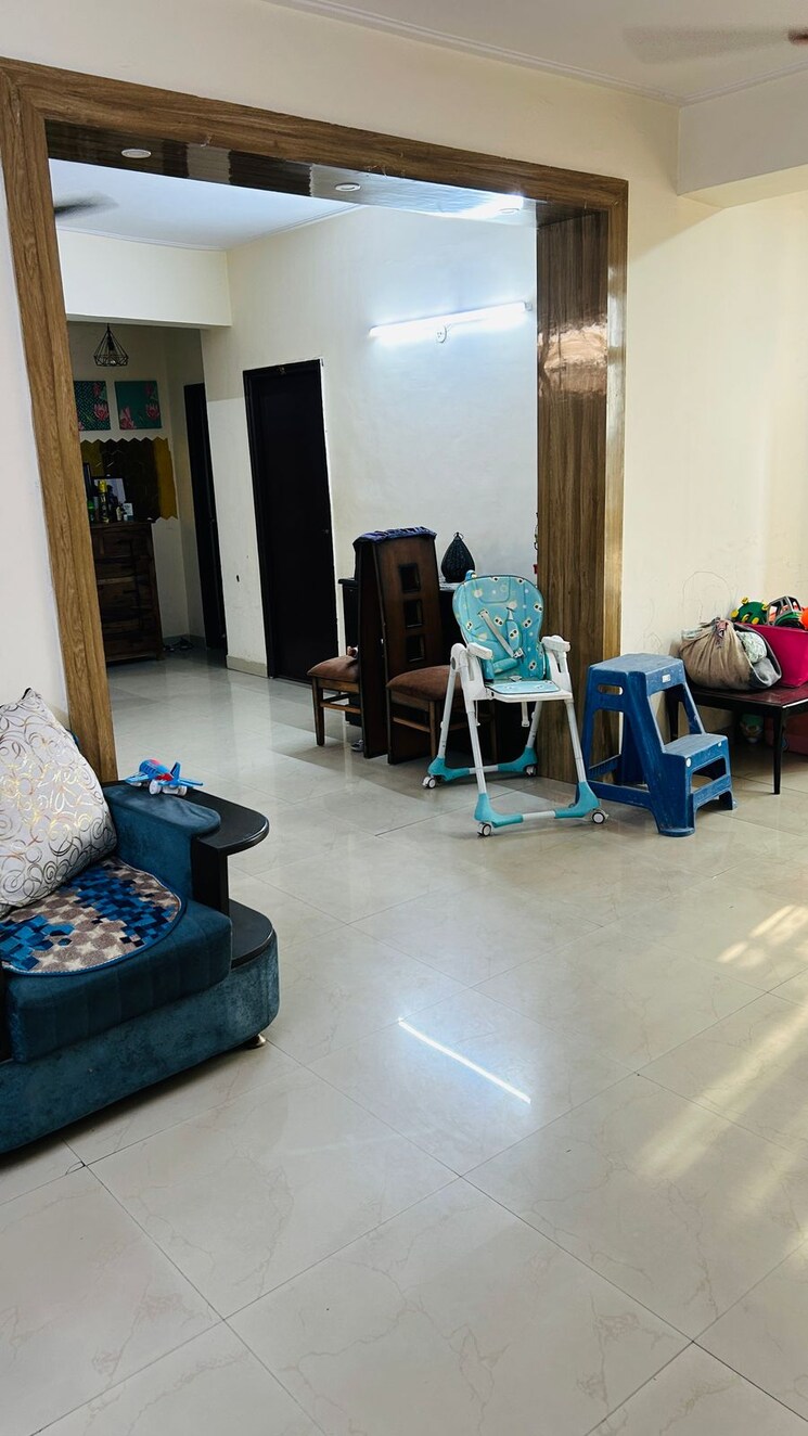 Living Room, supertech-livingston 2 Bedroom 1000 Sq.Ft. Apartment In Sain Vihar Ghaziabad 8828986