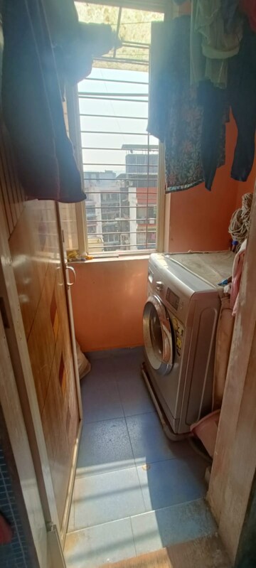 Furnished Amenities in 2 BHK Apartment at Fam CHS, Kopar Khairane – for Rent