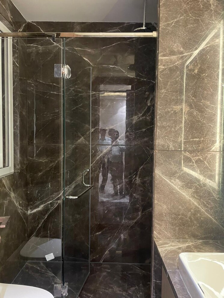 Bathroom, greater kailash i 4 Bedroom 2700 Sq.Ft. Apartment In Greater Kailash I Delhi 8828987