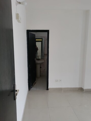 2 BHK Apartment For Sale in Skytech Colour Avenue, Sector 10 Greater Noida