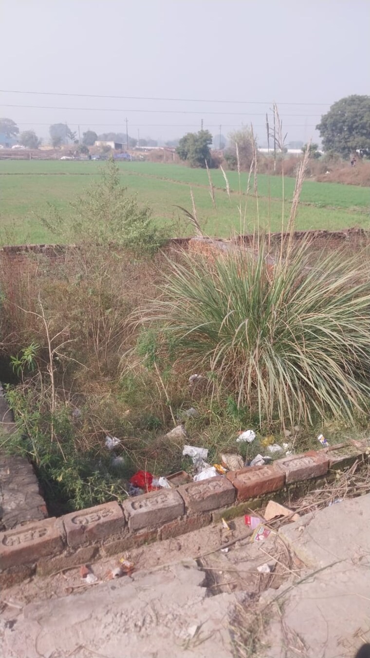 Garden, krishnanjali-enclave  100 Sq.Yd. Plot In Raj Nagar Extension Ghaziabad 8829066