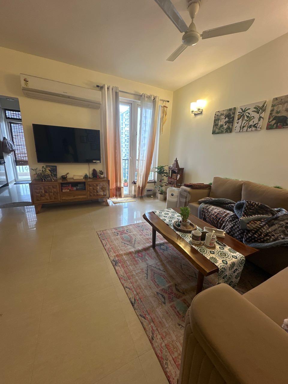 3 BHK + Servant Room Apartment For Rent in Emaar Emerald Estate