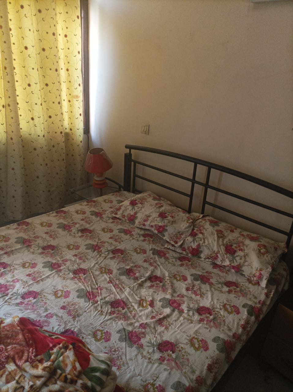 1 RkIndependent House For Rent in RWA Apartments Sector 41