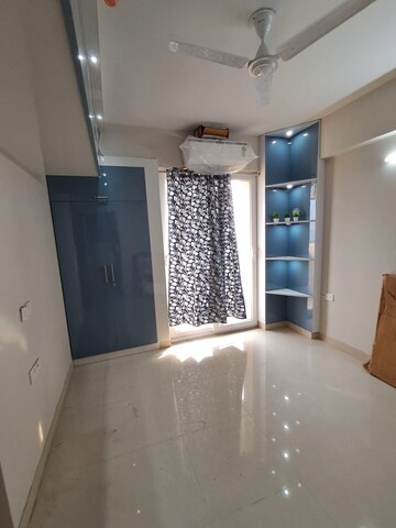 Furnished Amenities in 2.5 BHK Apartment at Urbtech Hilston, Sector 79 – for Sale