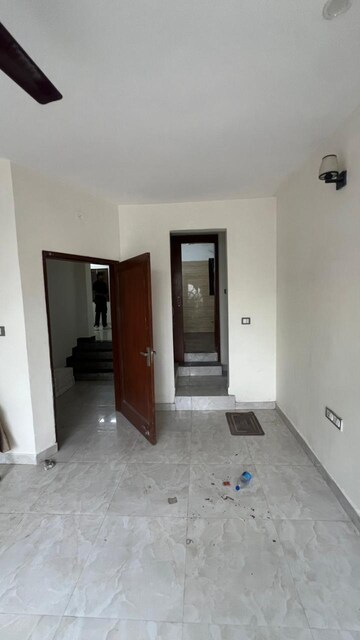 Room in 3 BHK Builder Floor at East Of Kailash – for Rent