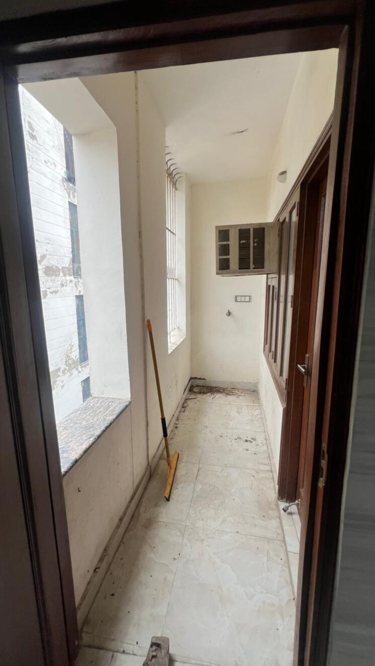 undefined, east of kailash 3 Bedroom 1125 Sq.Ft. Builder Floor In East Of Kailash Delhi 8829114