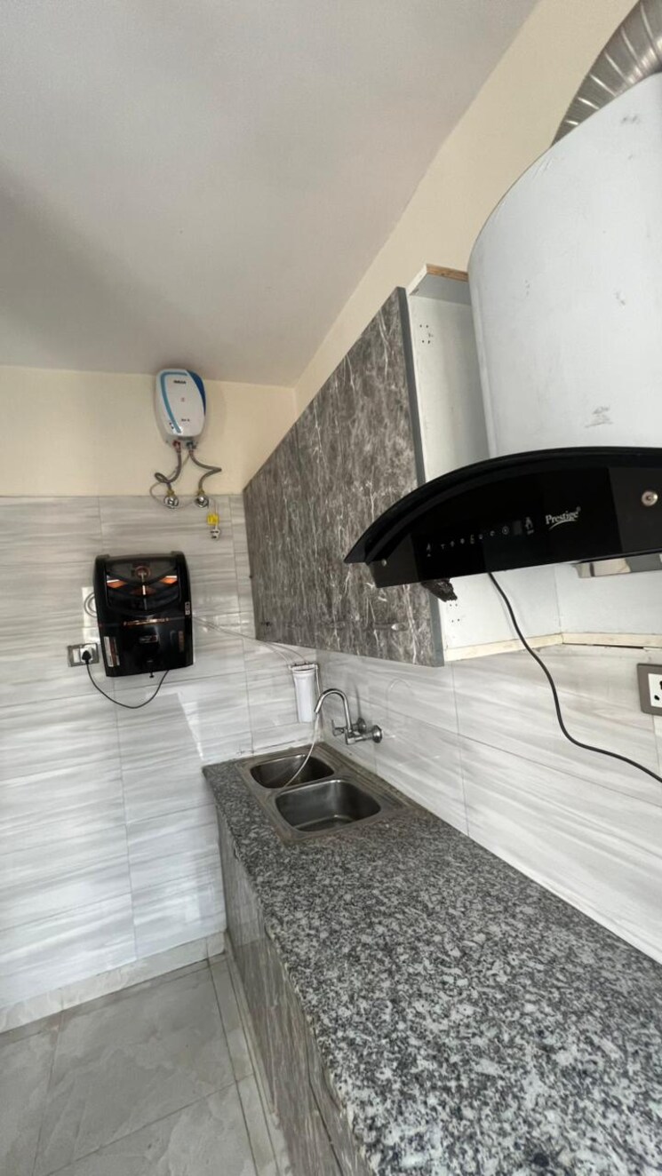 Kitchen, east of kailash 3 Bedroom 1125 Sq.Ft. Builder Floor In East Of Kailash Delhi 8829114