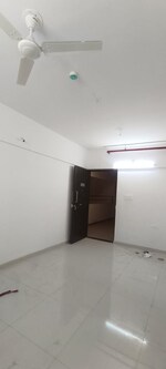 2 BHK 860 Sq.Ft. Apartment in Swami Pushpa Building 