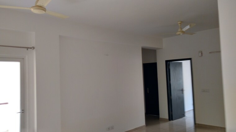 Room, gulshan-vivante 2 Bedroom 1220 Sq.Ft. Apartment In Sector 137 Noida 8829143