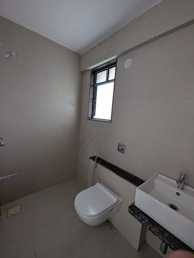 Bathroom, arv-uthville 3 Bedroom 961 Sq.Ft. Apartment In Kharadi Pune 8829161