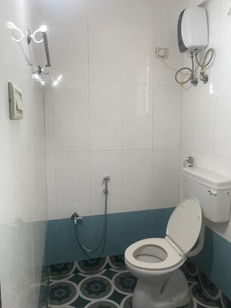 Bathroom, shree-balaji-priya-tower 2 Bedroom 780 Sq.Ft. Apartment In Kharghar Navi Mumbai 8829154