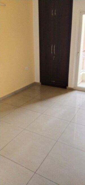 3 BHK Apartment For Sale in Gulshan Vivante, Sector 137