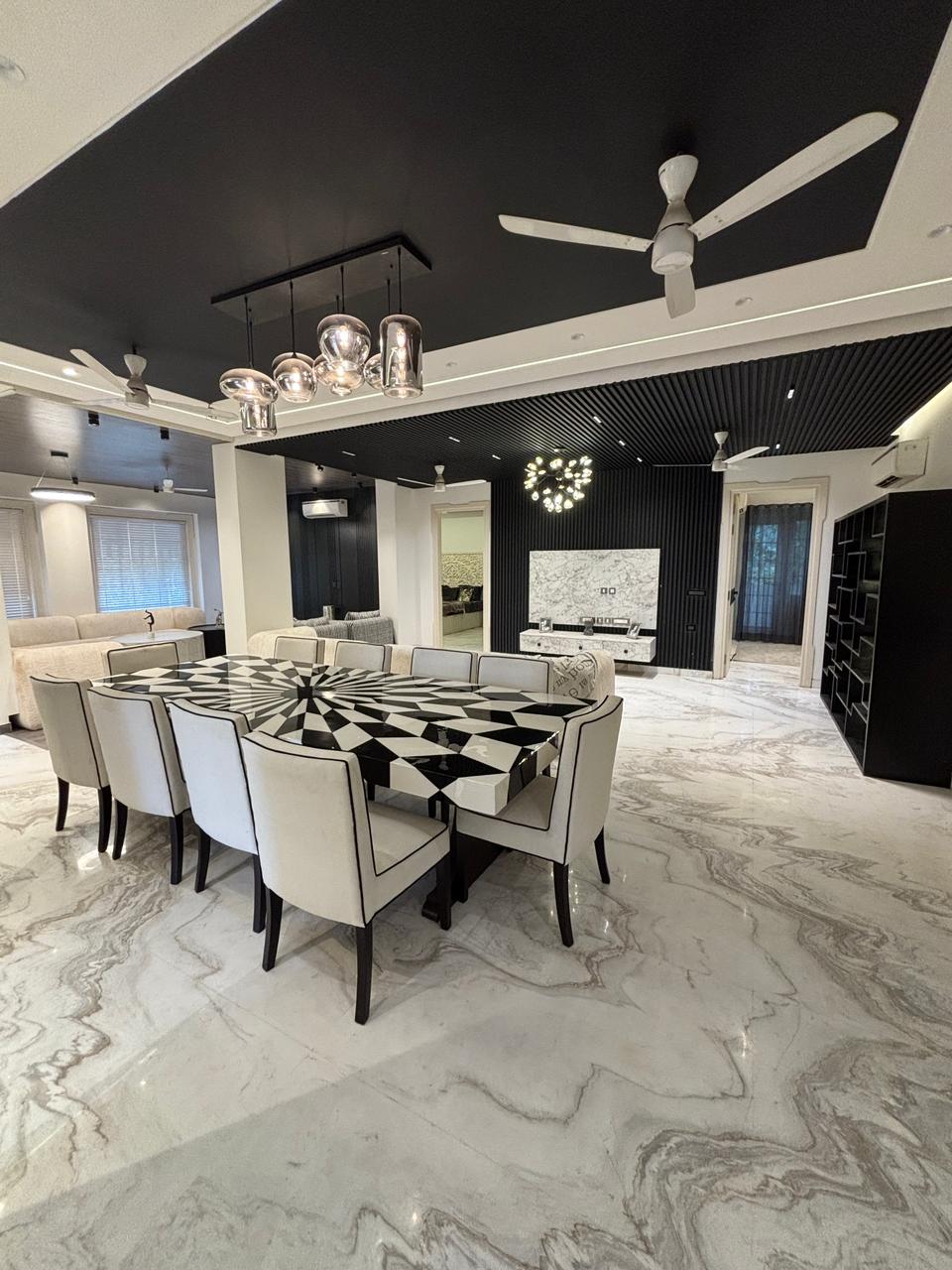 4 BHK + Pooja Room,Study Room Builder Floor For Sale in Malibu Shopping Arcade