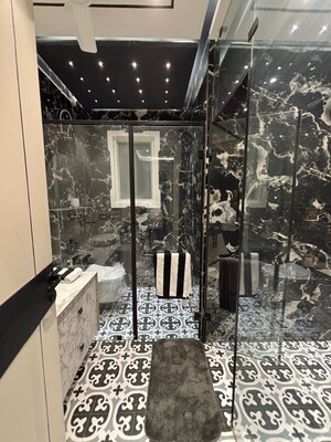 Bathroom in 4 BHK Builder Floor at Malibu Shopping Arcade, Sector 47 – for Sale