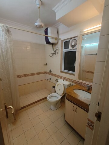 Bathroom in 4 BHK Apartment at DLF Westend Heights, Sector 53 – for Rent