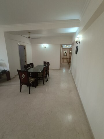 Parking in 4 BHK Apartment at DLF Westend Heights, Sector 53 – for Rent