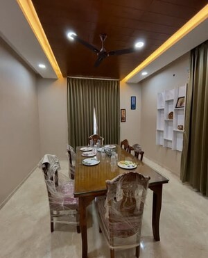 Living Room in 2.5 BHK Builder Floor at Sector 29 – for Sale