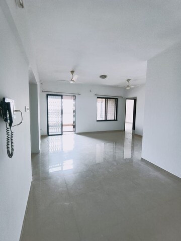 Room in 4 BHK Apartment at Parvati Gaon – for Sale