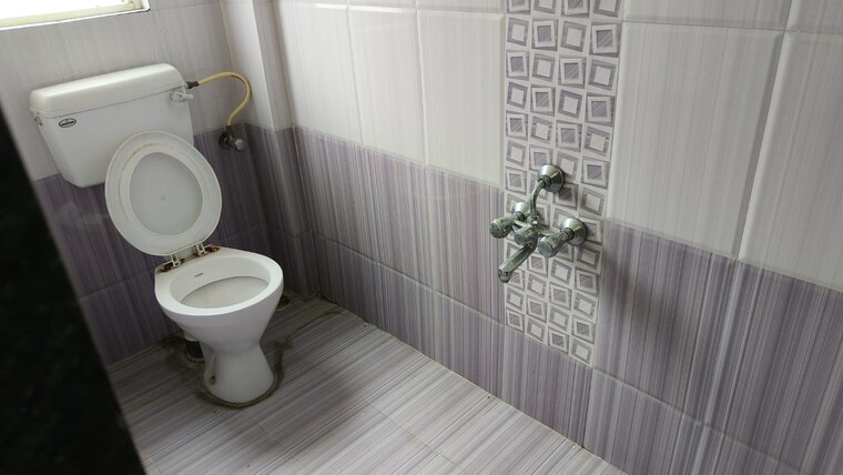 Bathroom, parvati gaon 4 Bedroom 1400 Sq.Ft. Apartment In Parvati Gaon Pune 8829210