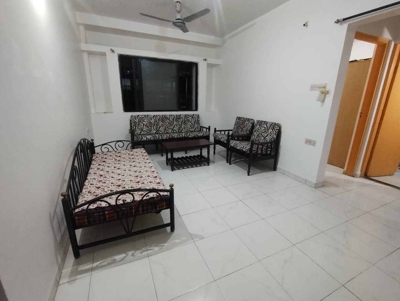 1 BHK Apartment For Rent in Neco Gardens