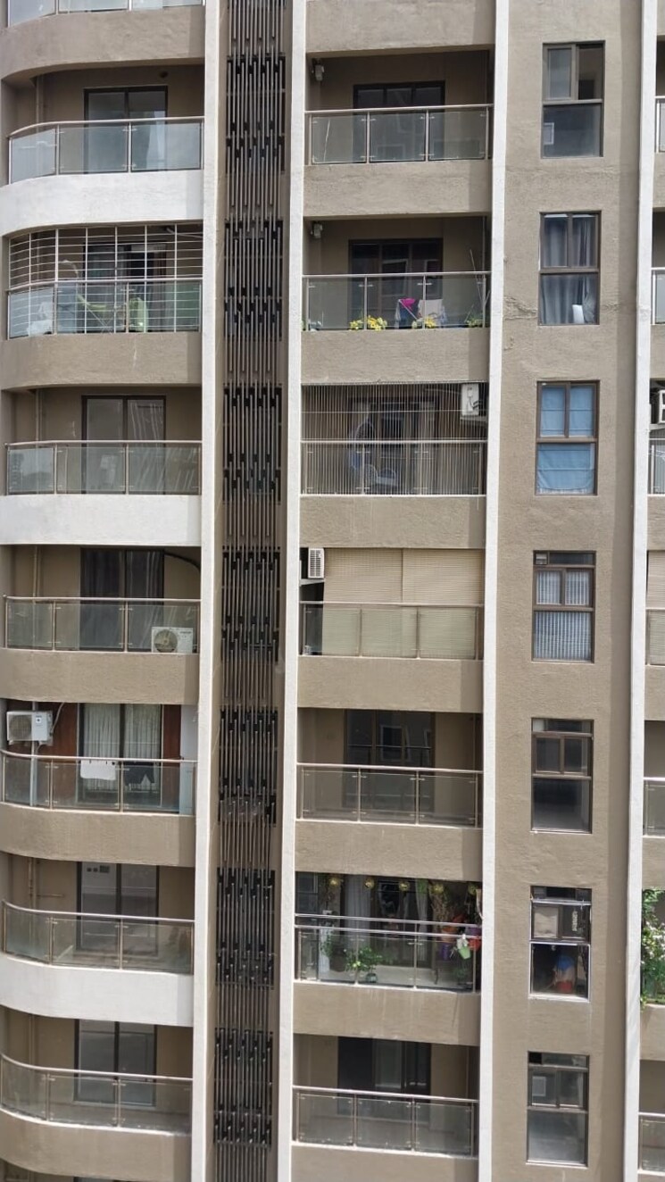 Exterior View, paradigm-el-signora 1.5 Bedroom 600 Sq.Ft. Apartment In Jogeshwari West Mumbai 8829364