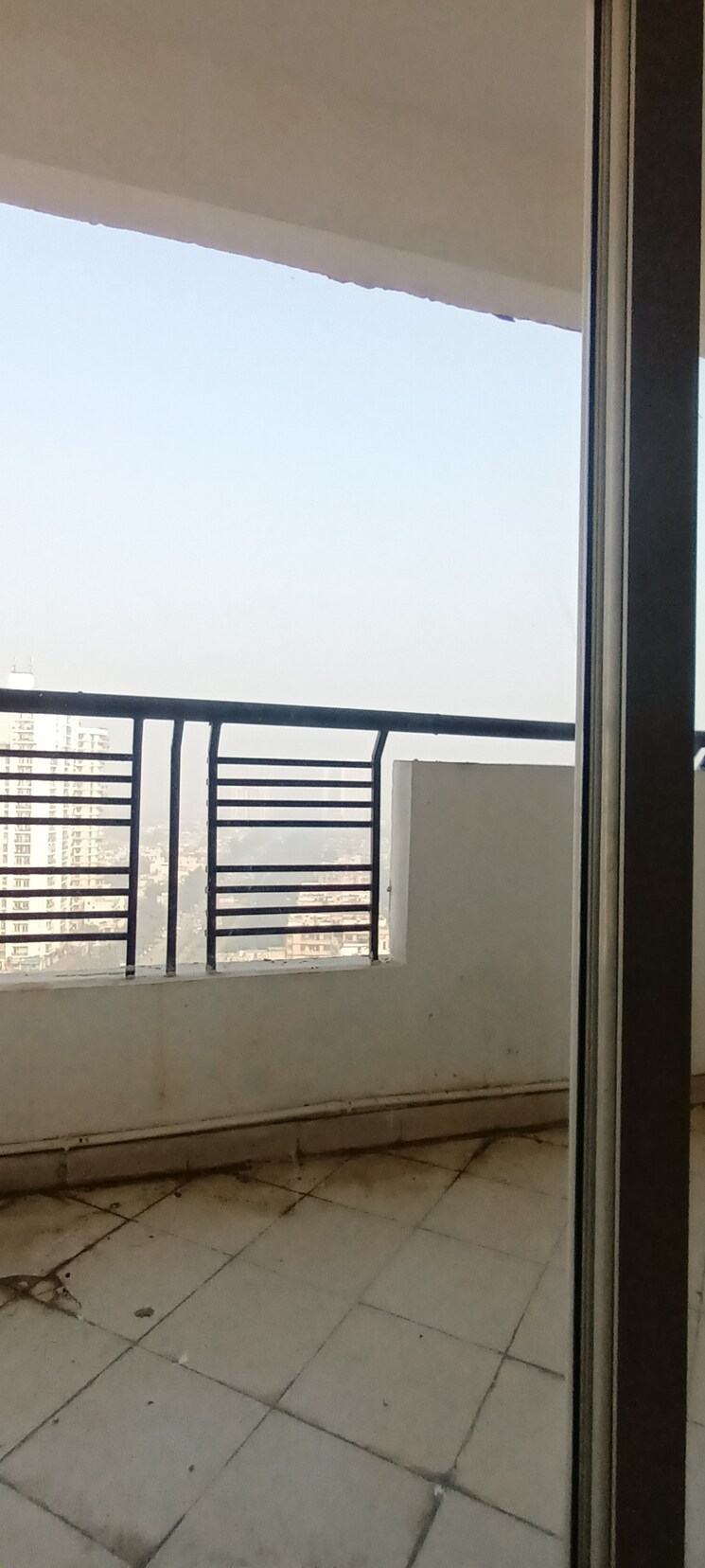 Balcony, ramprastha-pearl-court 3 Bedroom 1470 Sq.Ft. Apartment In Vaishali Sector 7 Ghaziabad 8829247