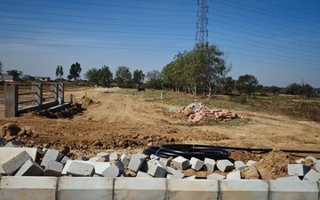 Plot For Sale in Veltur