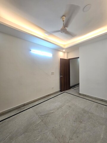 Room in 1 BHK Apartment at Palm Residency Chhatarpur, Chattarpur – for Rent