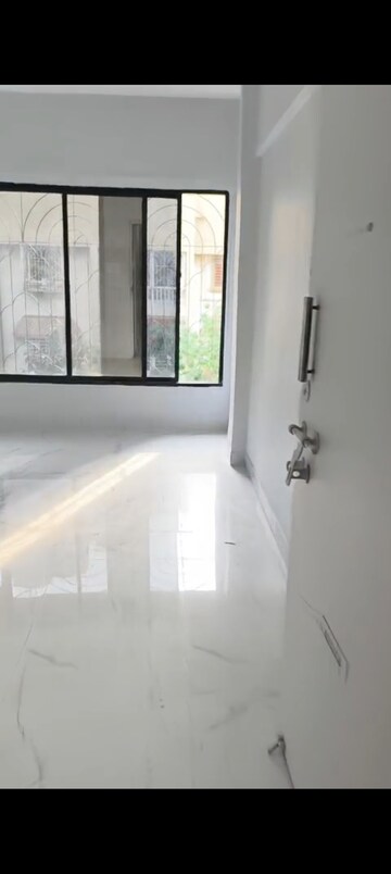 1 BHK Apartment For Rent in Andheri CHS, Andheri West