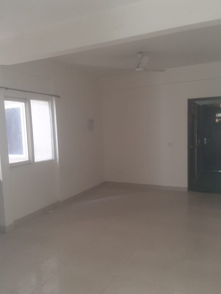 Room, signature-global-orchard-avenue 2 Bedroom 591 Sq.Ft. Apartment In Sector 93 Gurgaon 8829381