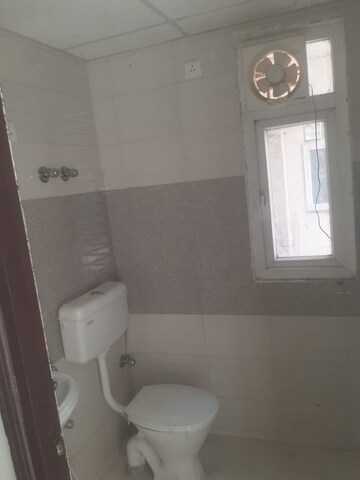 Bathroom in 2 BHK Apartment at Signature Global Orchard Avenue, Sector 93 – for Rent