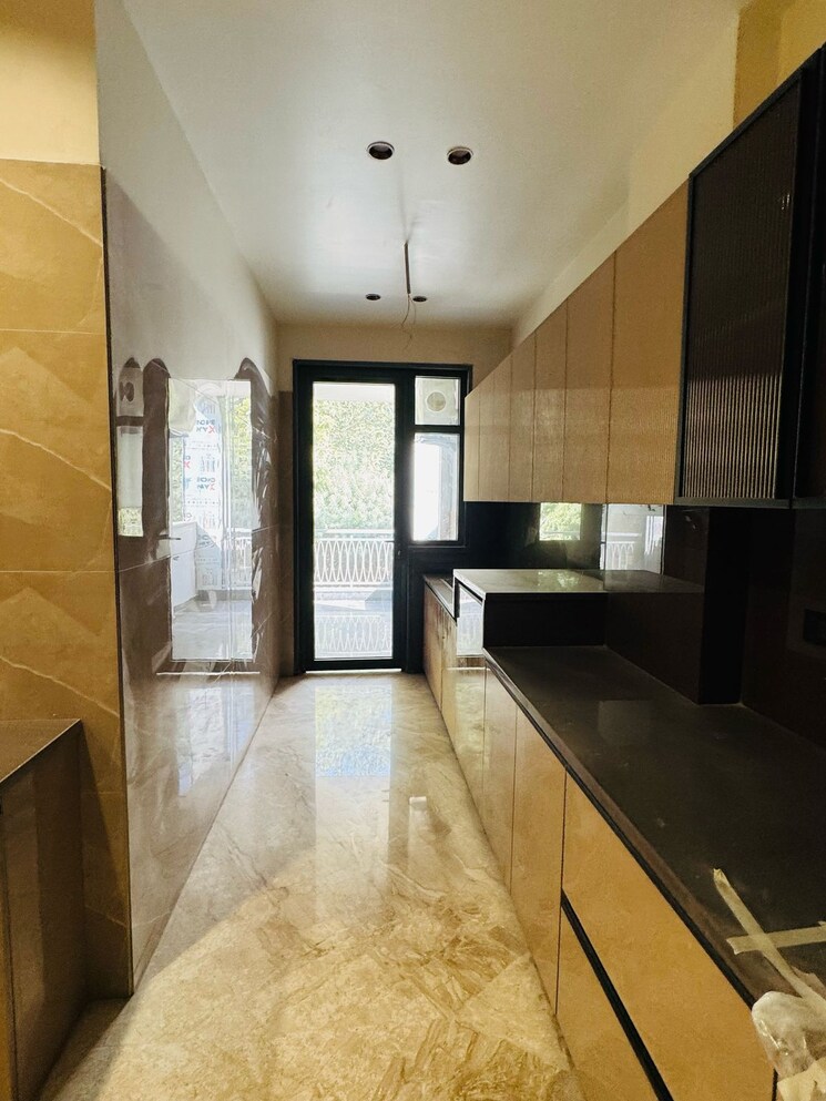 Kitchen, malibu-shopping-arcade 4 Bedroom 575 Sq.Yd. Builder Floor In Sector 47 Gurgaon 8829436