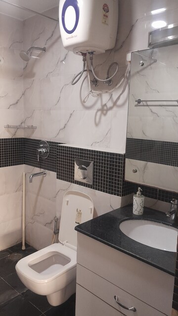 Master Bedroom in 3 BHK Builder Floor at Eros Rosewood City, Sector 49 – for Rent
