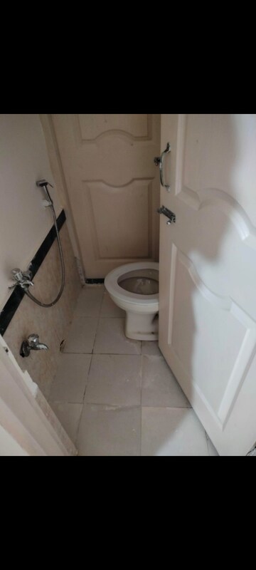 1 BHK Apartment For Rent in Shreeniwas Tower, Lower Parel