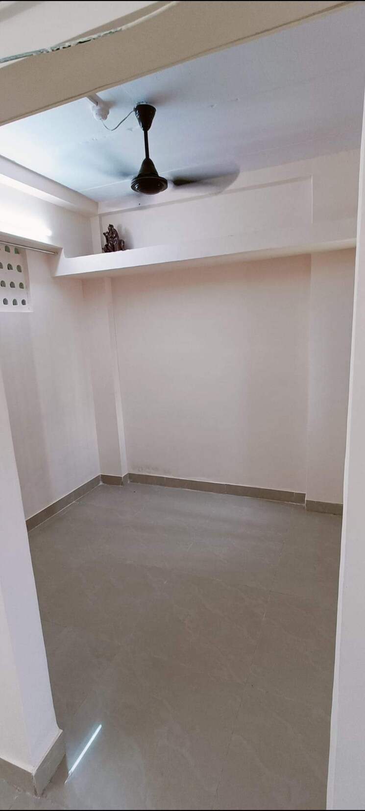 Room, shreeniwas-tower 1 Bedroom 250 Sq.Ft. Apartment In Lower Parel Mumbai 8829532