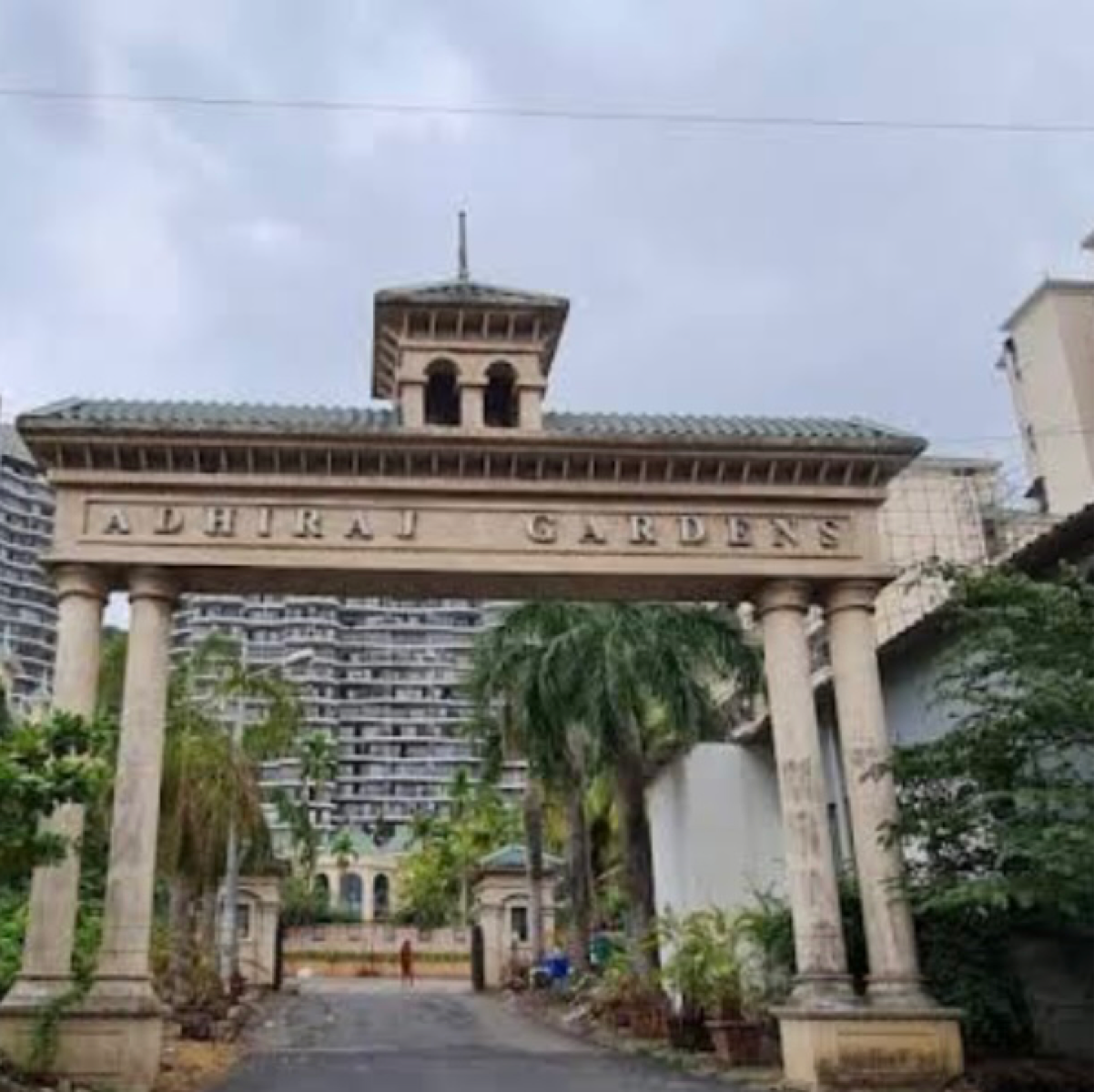 3 BHK + Pooja Room Apartment For Sale in Adhiraj Gardens