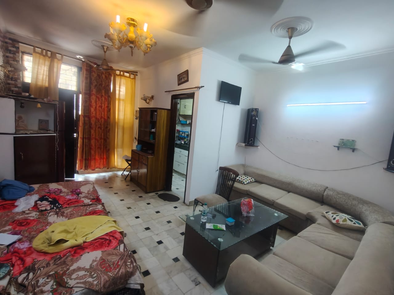 2 BHK + Servant Room Builder Floor For Rent in Luxury Builder Floor 